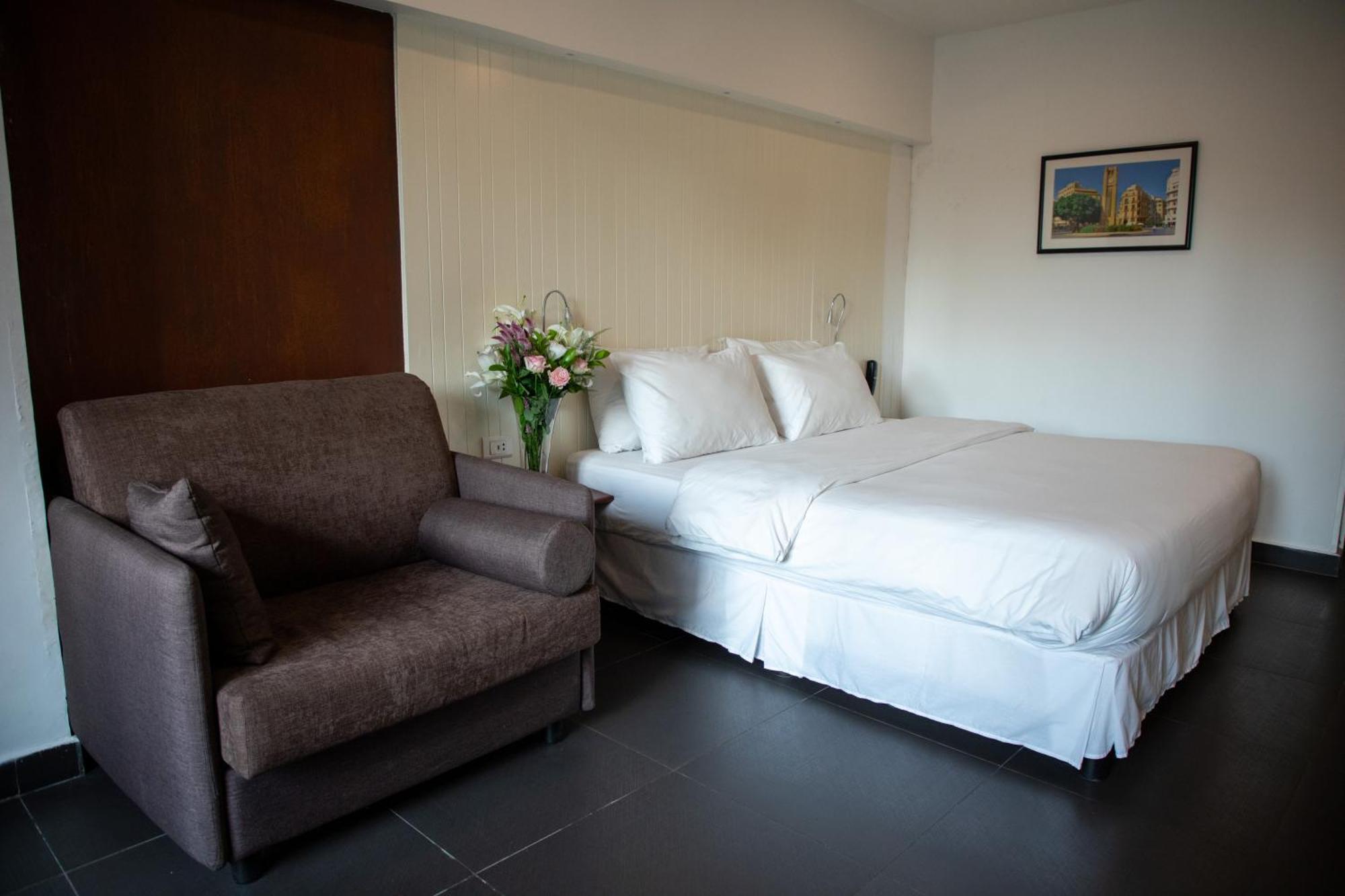 Hamra Urban Gardens Hotel Beirut Exterior photo